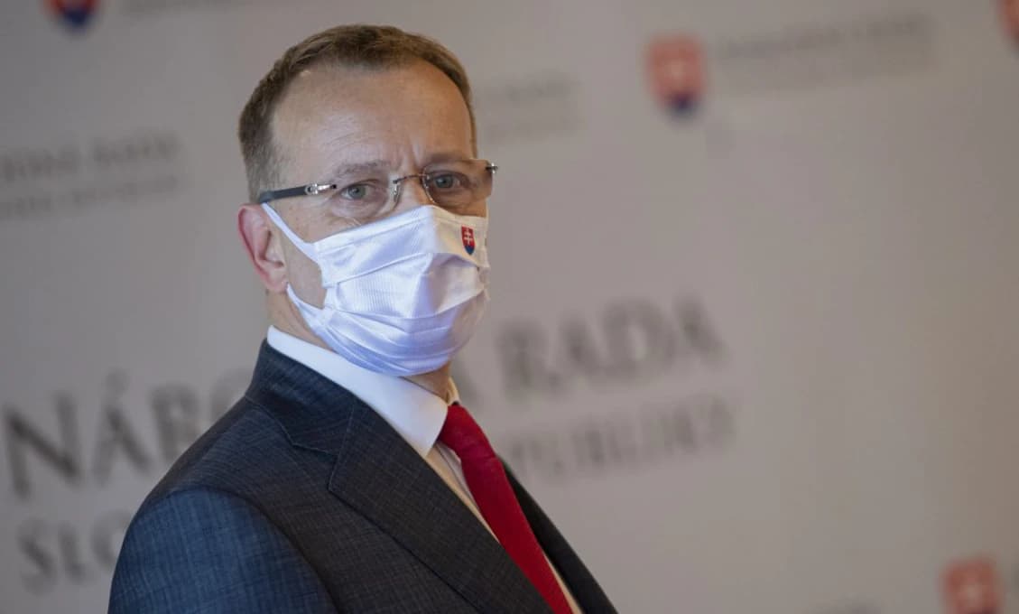 Schôdza k vetovaným zákonom bude 1. alebo 2. septembra, tvrdí Kollár