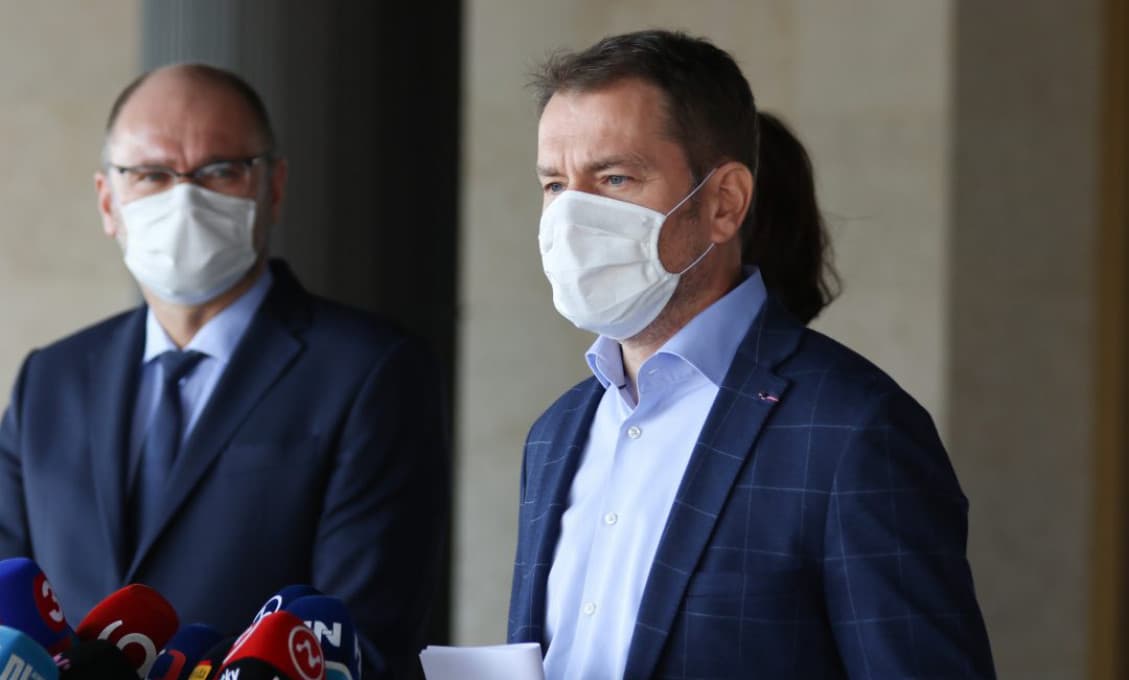 Keďže koalícia disponuje ústavnou väčšinou, Štefančík nevidí v odvolávaní členov vlády zmysel