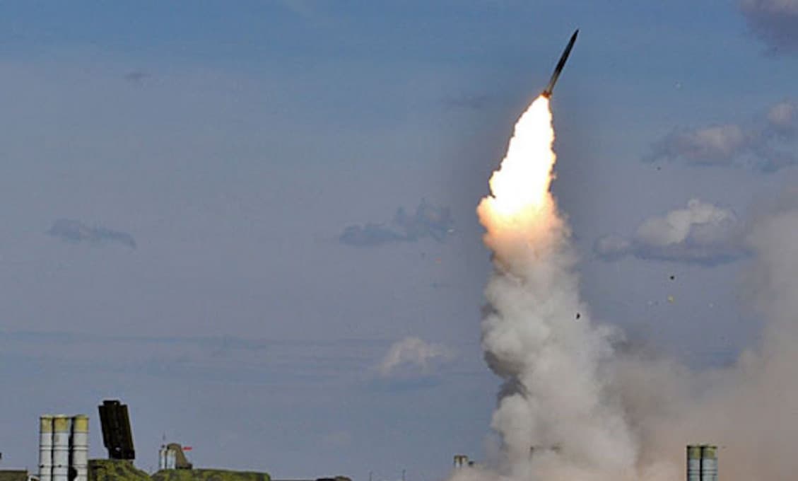 V Astrachani úspešne otestovali ostrú streľbu protilietadlových raketových systémov