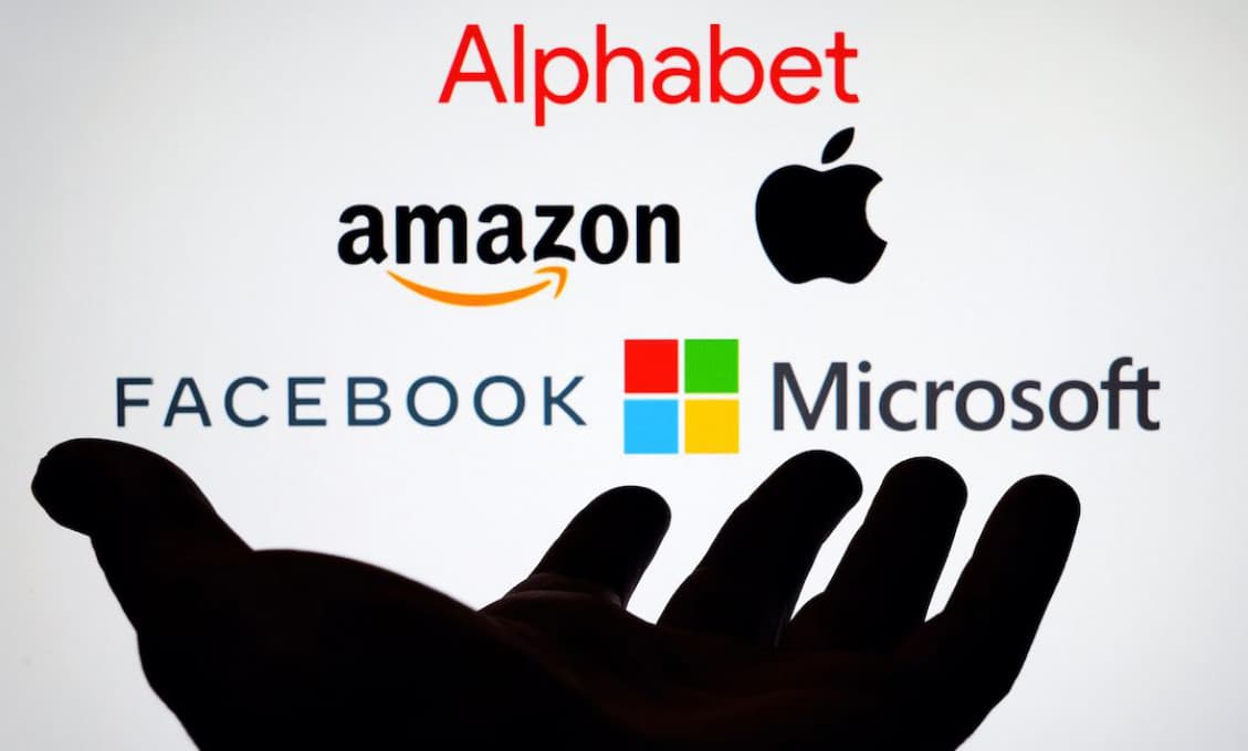 Slogan Siliconovej mafie: "všetko je biznis" (Valentín Katasonov)