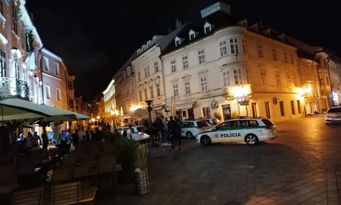 V centre Bratislavy dvaja Somálčania pobodali Slováka