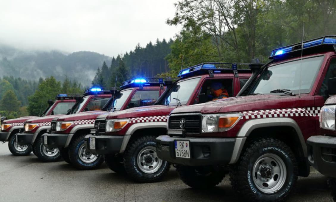 Pri Žiarskej chate na odpočívadle privalil stôl 2,5-ročného chlapca