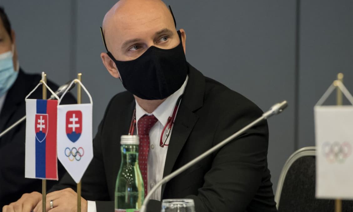 Gröhling tvrdí, že začiatok školského roka bude iný, poukázal aj na zmeny