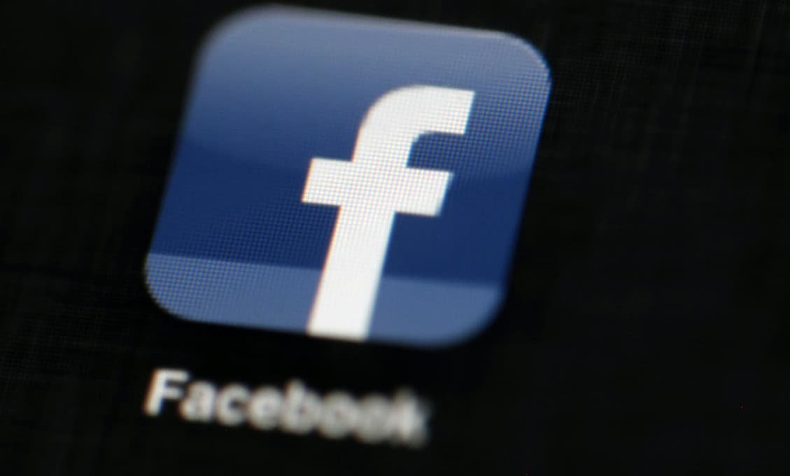Facebook odstránil stránku skupiny Patriot Prayer pár dní potom, čo jej člen bol zavraždený antifašistom
