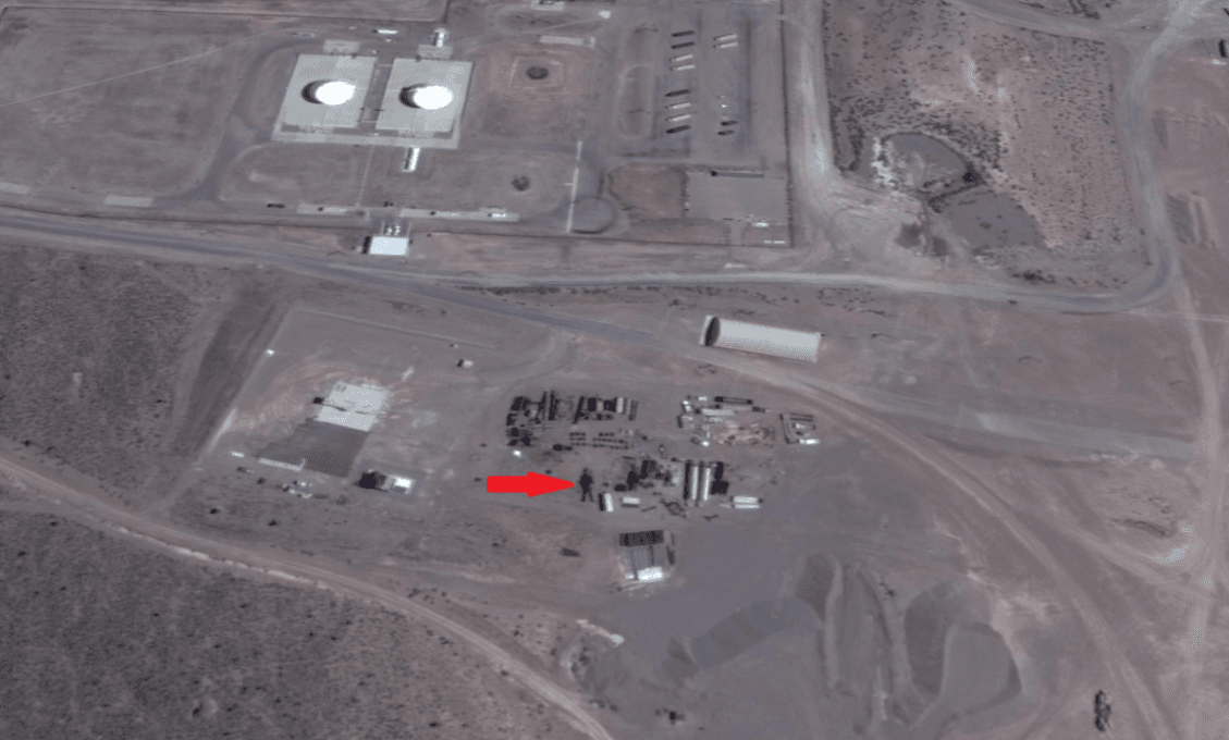Lovec UFO tvrdí, že na snímke Google Earth objavil v Oblasti 51 „16-metrového mimozemského robota“