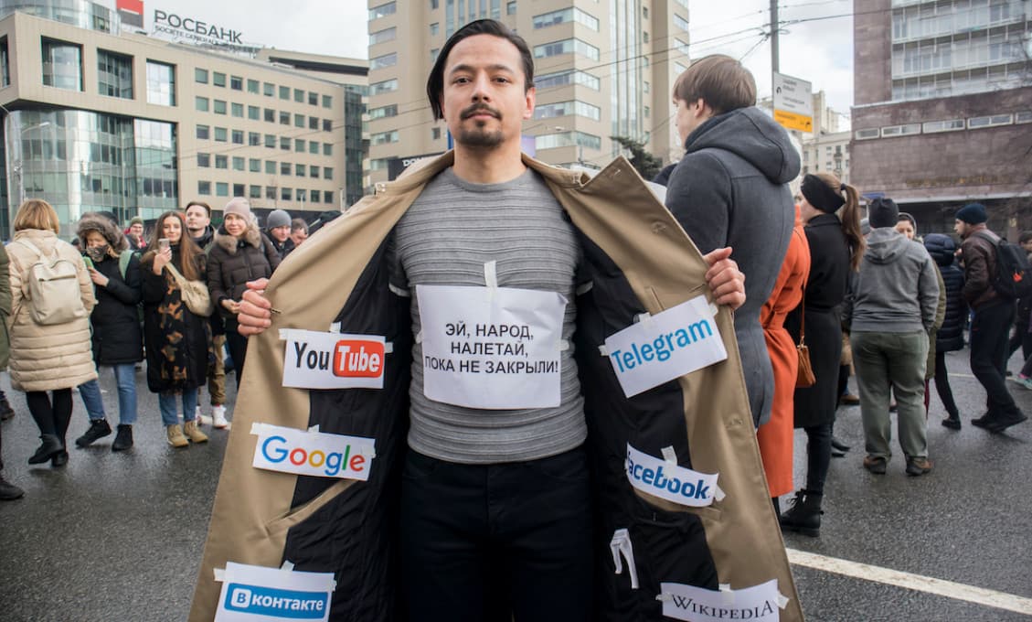 Sociálne siete cenzurujú ruské médiá