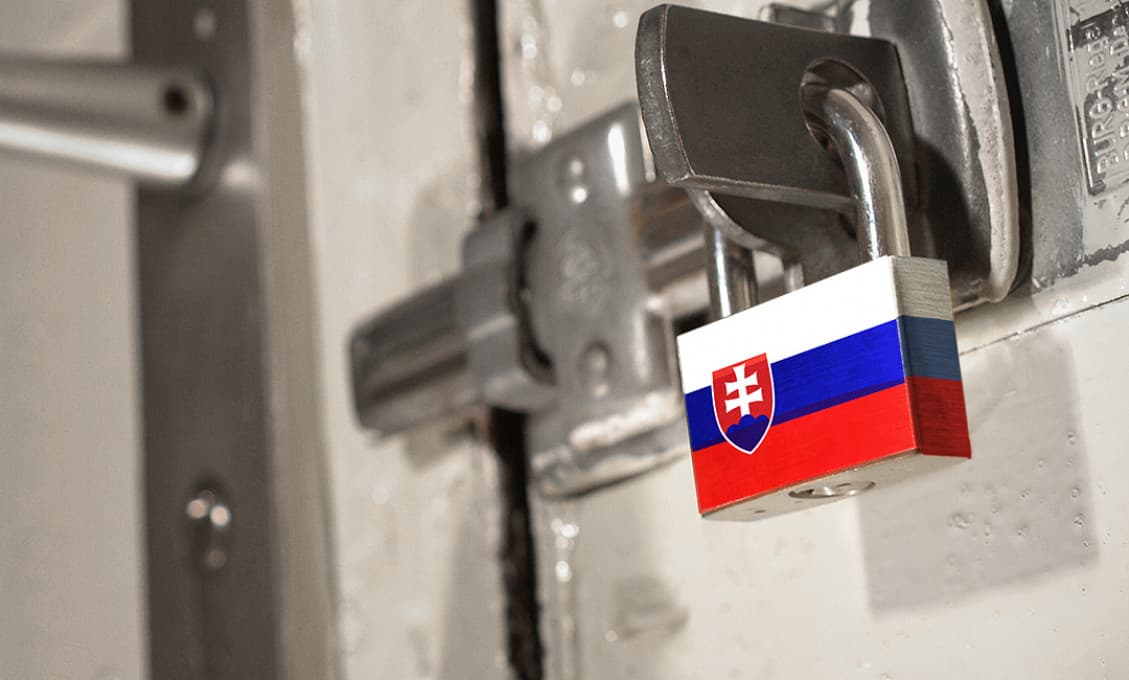Zavedie vláda na sviatky opäť zákaz vychádzania? Minister Mikulec v tom má jasno