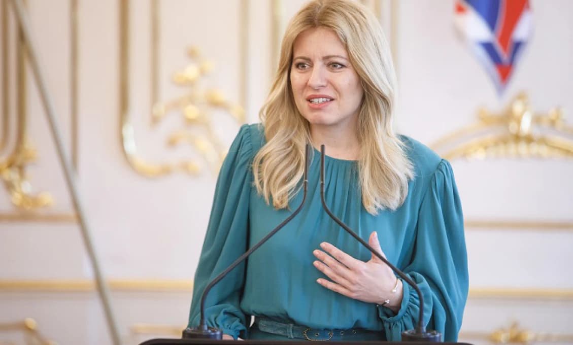 Švédska prokuratúra požiadala súd o vydanie zatykača na Assangea v jeho neprítomnosti.