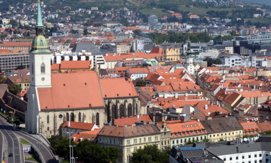 Koniec mestských častí v Bratislave a Košiciach. Reformný plán predstavil, kedy sa zrušia