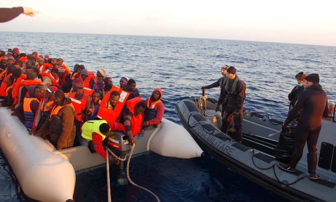Briti chcú chytať člny migrantov v Lamanšskom prielive do sietí