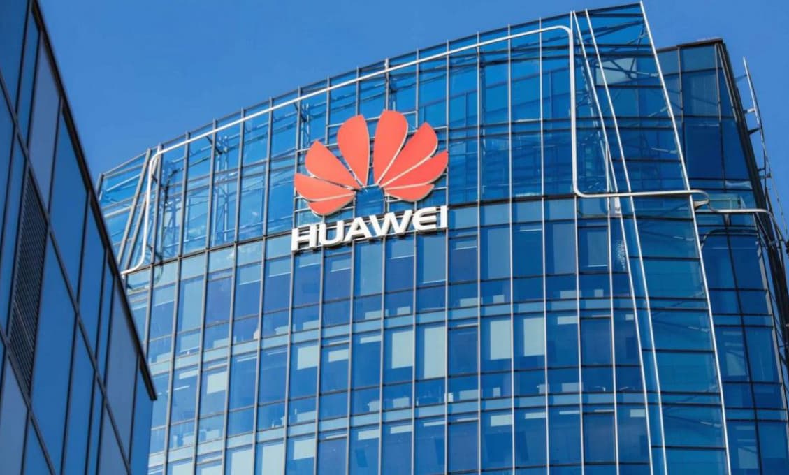 Huawei dúfa, že aj napriek americkému tlaku bude môcť pomáhať svojim európskym zákazníkom pri vývoji 5G siete