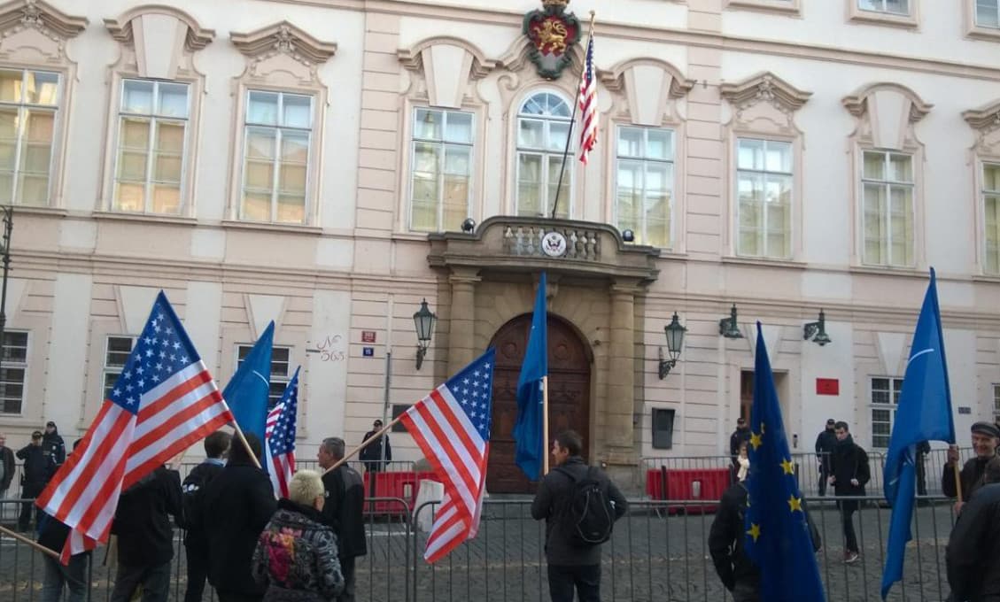 Čechom majú pomáhať americkí vojaci, americká ambasáda v Prahe však o ničom nevie