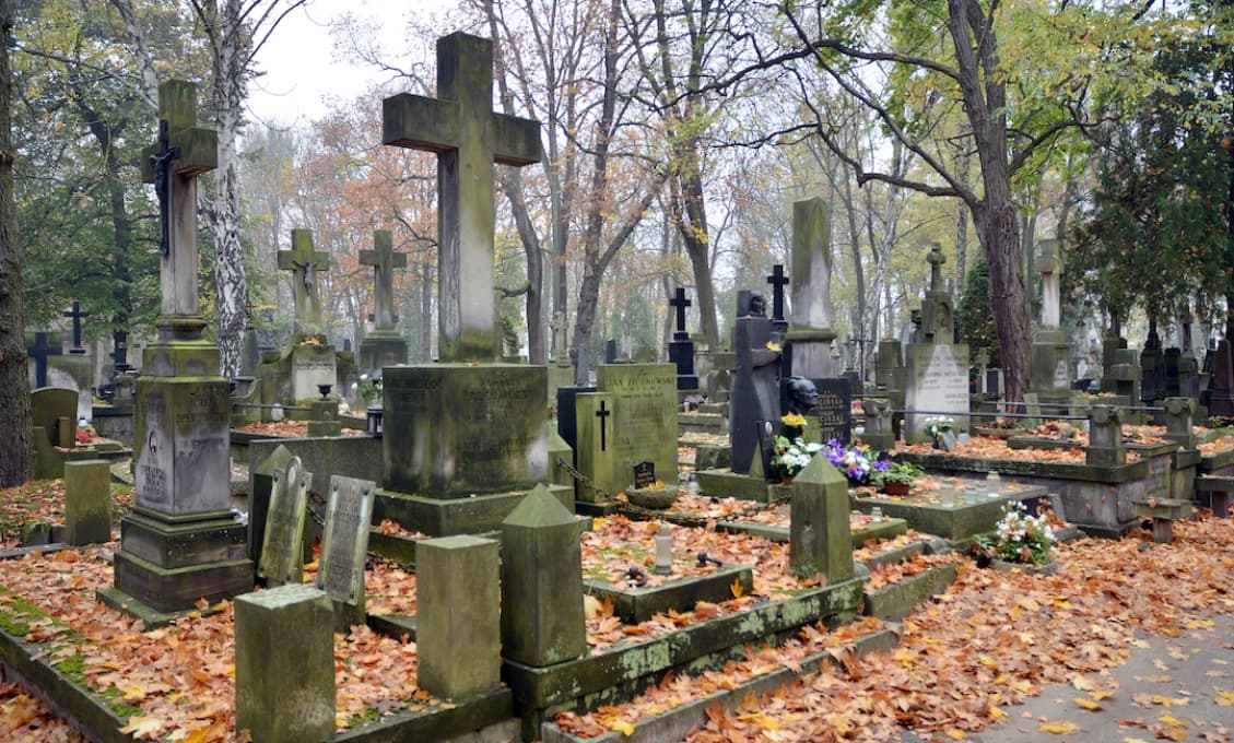 Mimoriadna správa: Zákaz návštev cintorínov počas nasledujúcich dní a Dušičiek!