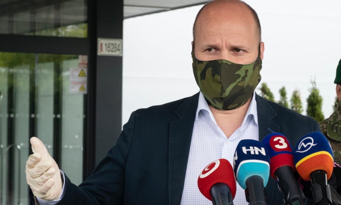 Celoplošné testovanie bude v sobotu a nedeľu od 7:00 do 22:00, uviedol Naď