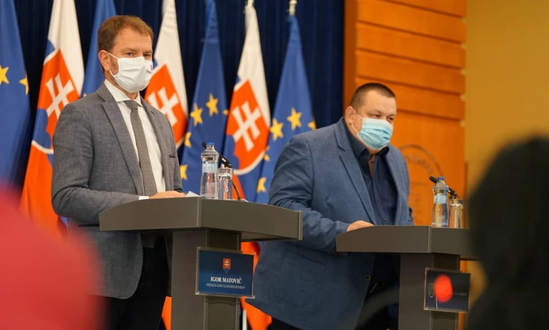 Na Slovensku zrušil parlamentnú demokraciu a platné zákony jeden človek