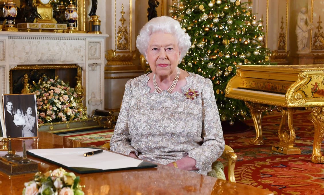 Chcete bývať vedľa kráľovnej Alžbety II.? Britská panovníčka zháňa suseda!