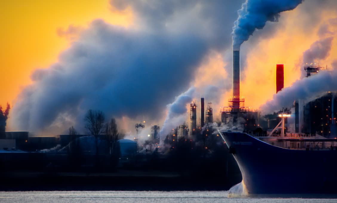 Plány obnovy po Covide ohrozujú globálne klimatické nádeje (Fiona Harvey)