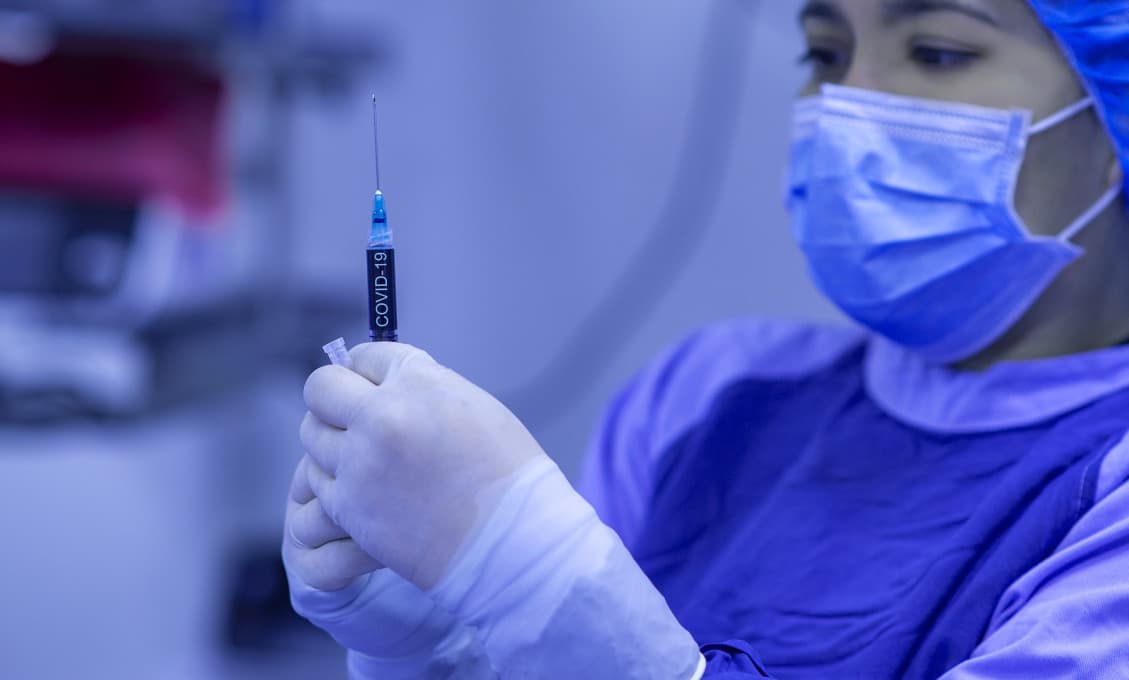 Plán očkovania v ČR: Najskôr rizikové skupiny a zdravotníci, deti až v lete