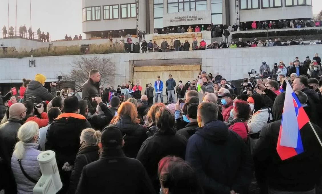 Zrada? Porošenko obvinil Spojené štáty, údajne mu nepomohli pri voľbách