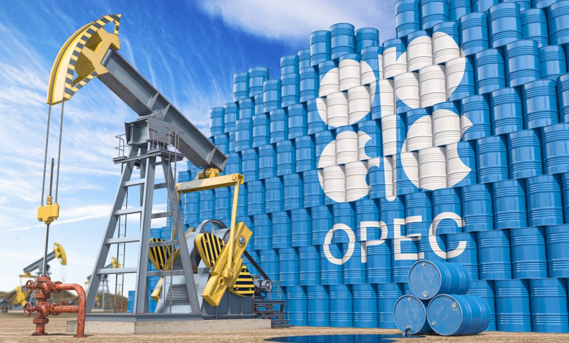 OPEC+ pravdepodobne zachová zníženú produkciu ropy
