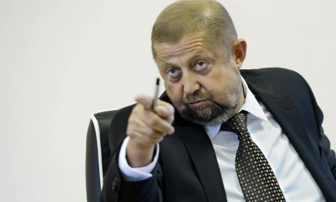 Harabín polícii: Teším sa, ako ma budete stíhať za to, že zdravý nenosím rúško!