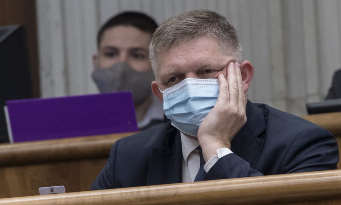 Fico sa plánuje pre zmeny v ústave obrátiť na Ústavný súd