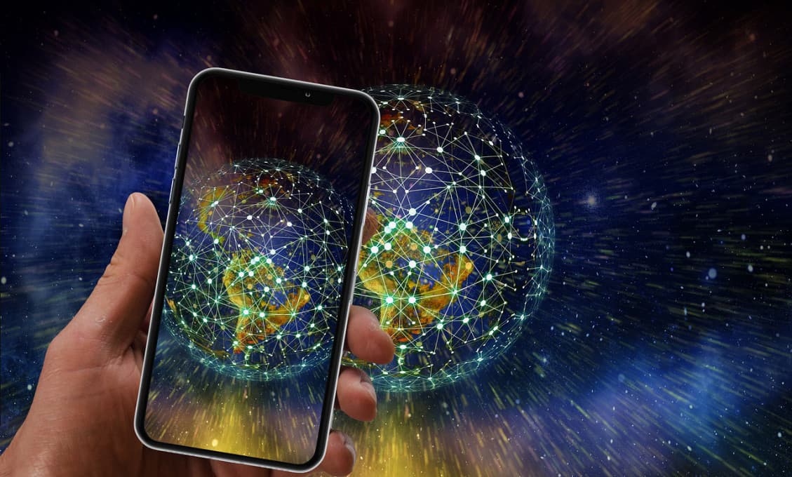 Čína špehuje Američanov cez karibské mobilné siete, tvrdí expert