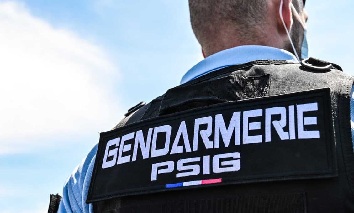 Vo Francúzsku boli zabití traja policajti pri riešení domáceho násilia
