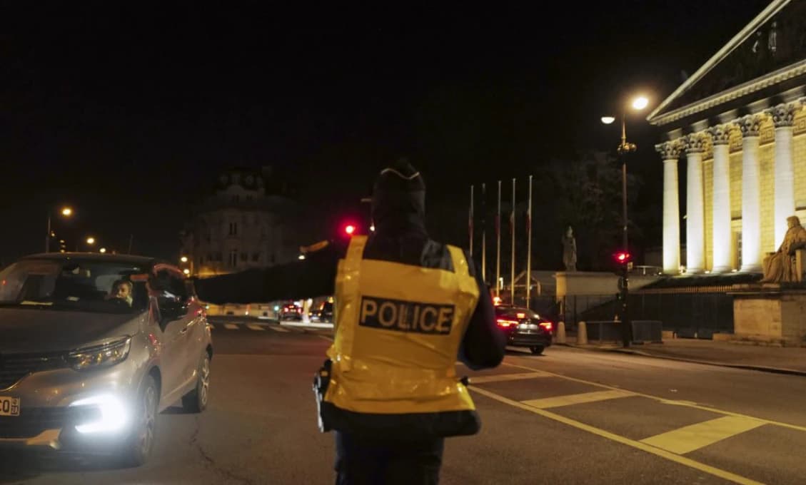 Muža podozrivého z vraždy troch policajtov našli mŕtveho
