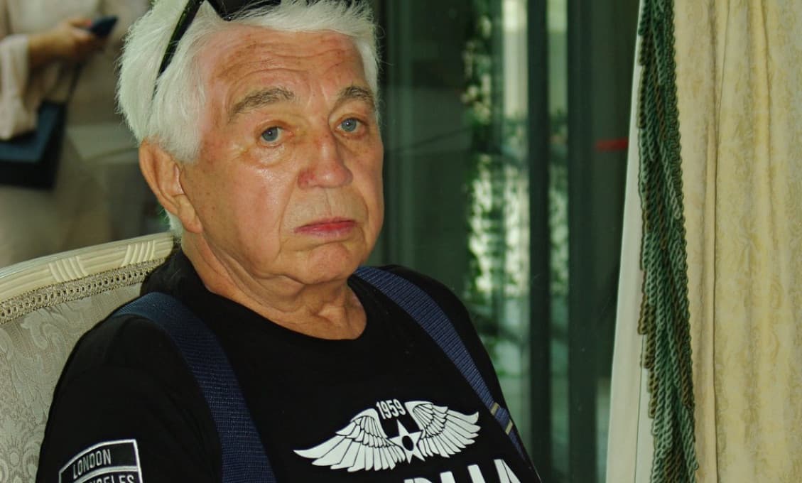 Prvé Vianoce Jiřího Krampola po smrti Hanky: Sám však nebude!