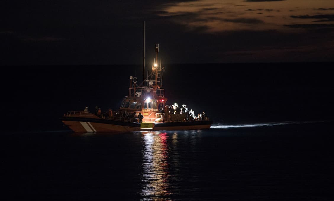 Tuniská pobrežná hliadka vyzdvihla z mora telá 20 migrantov