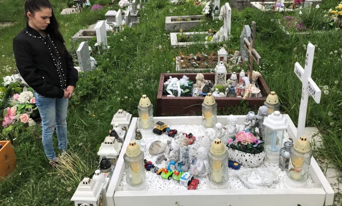 „Nemocniciam dali pokutu. Za smrť synčeka som ale napokon vinná ja!“ plače zúfalá mama