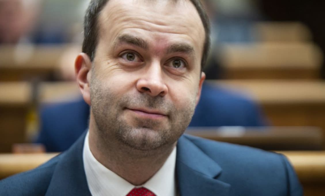 Podmanický: Toto je normálny rozvrat štátu v priamom prenose!