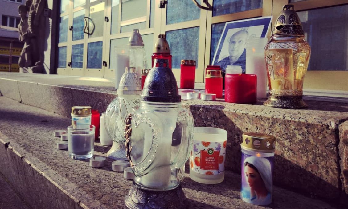 „Vyšetrovateľ žiadnym spôsobom neobmedzoval styk obvineného s rodinou,“ tvrdí Mikulec