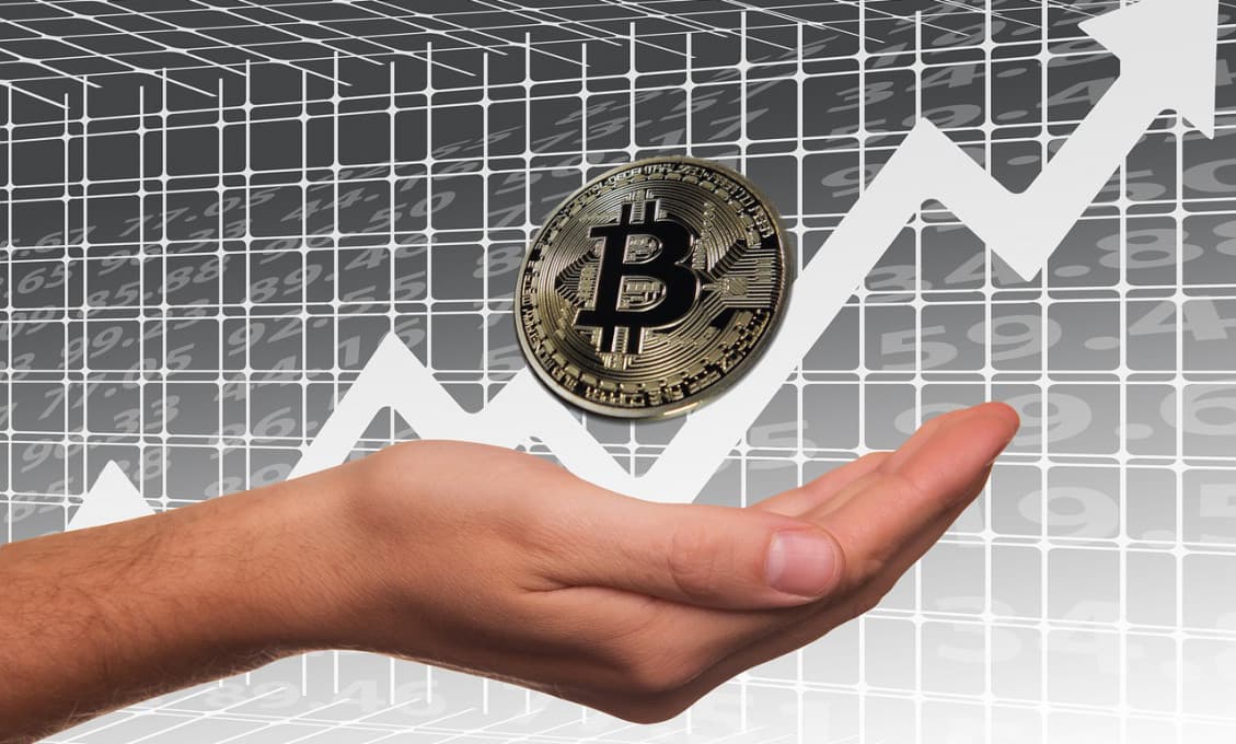 Bitcoin láme vlastné rekordy
