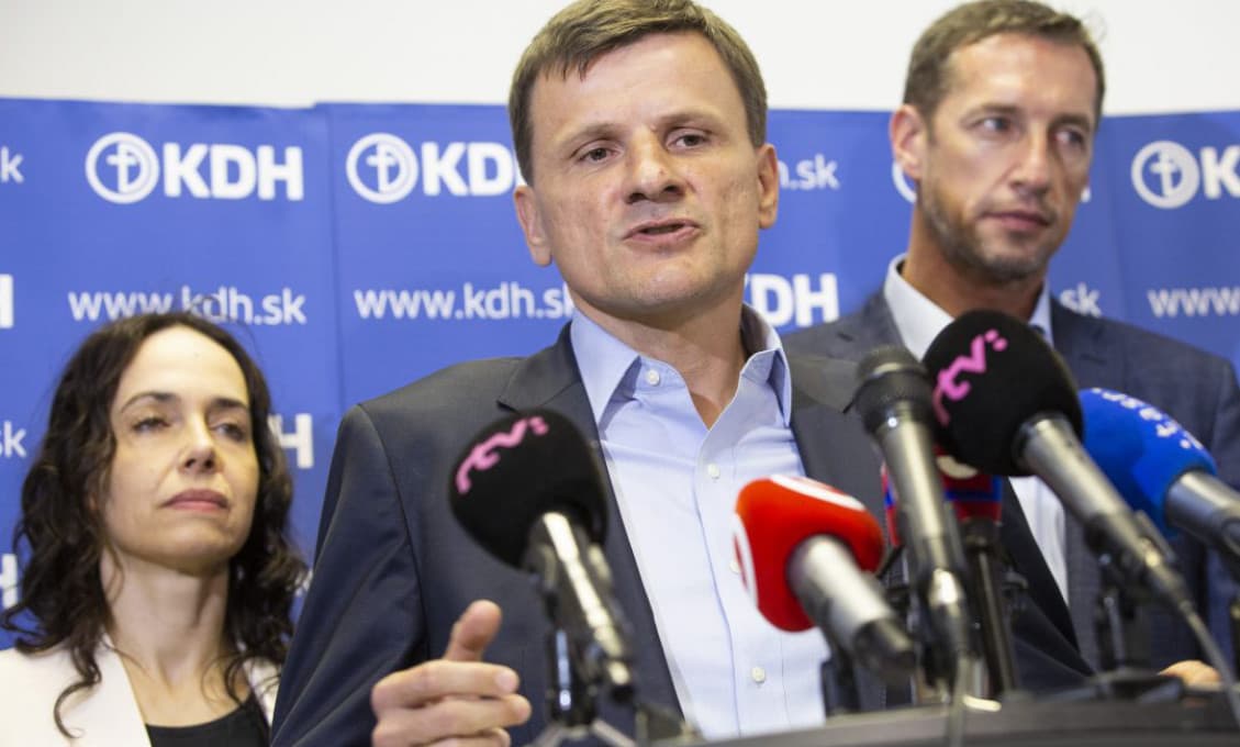 Hlina: z Mikasa urobili blbca, ktorý udeľuje výnimky