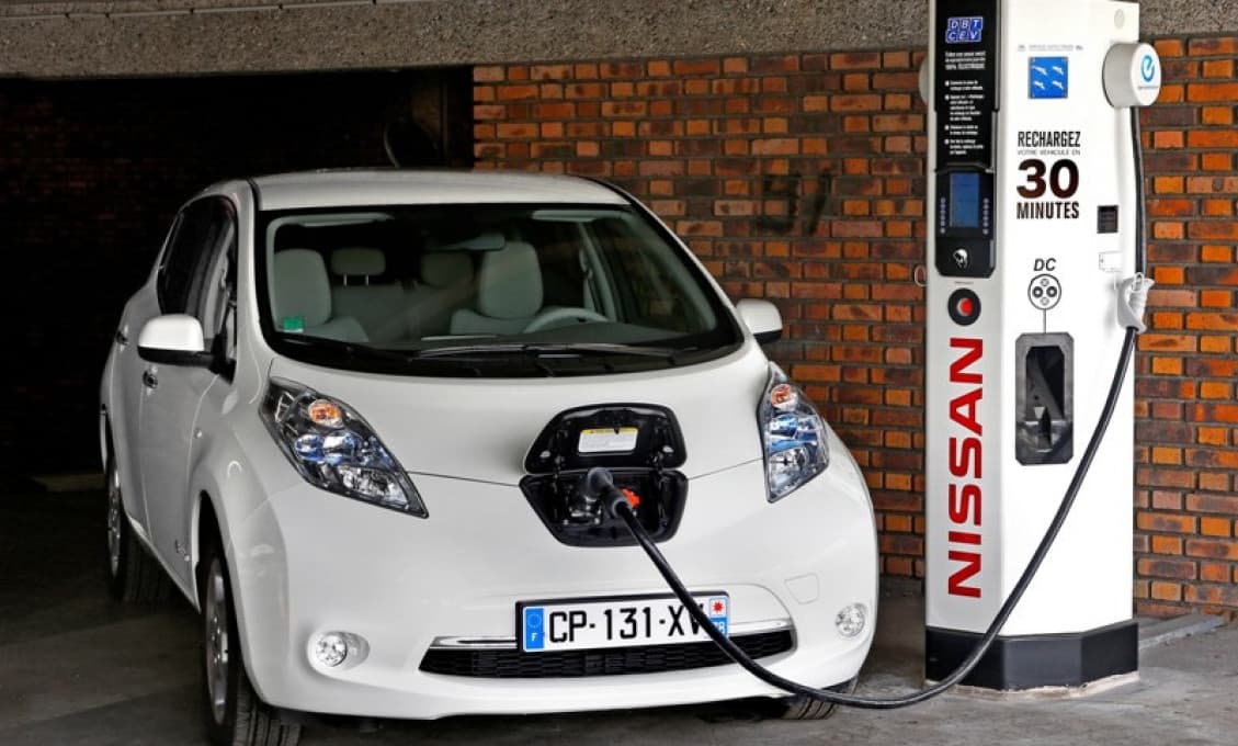 Svetový rekord -v Nórsku sa predalo viac elektromobilov než áut so spaľovacím motorom