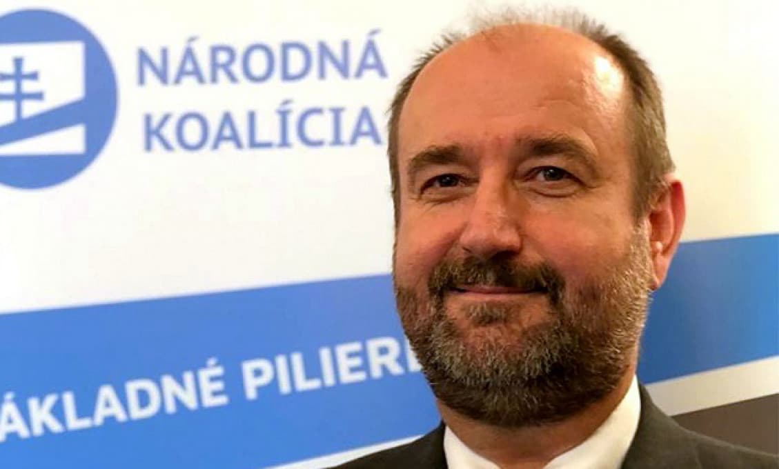 Plukovník Švec: Vláda likviduje státisíce životov