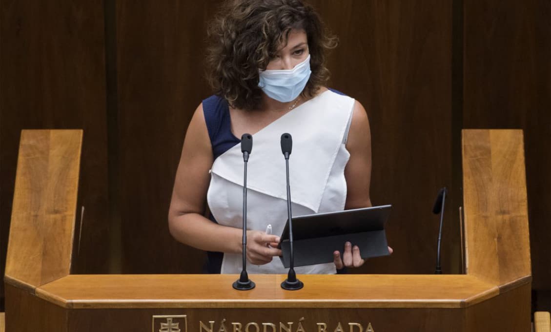 Ďuriš Nicholsonová v liste Matovičovi: Ľudia sa začínajú báť rozhodnutí ich vlastnej vlády viac ako Covidu
