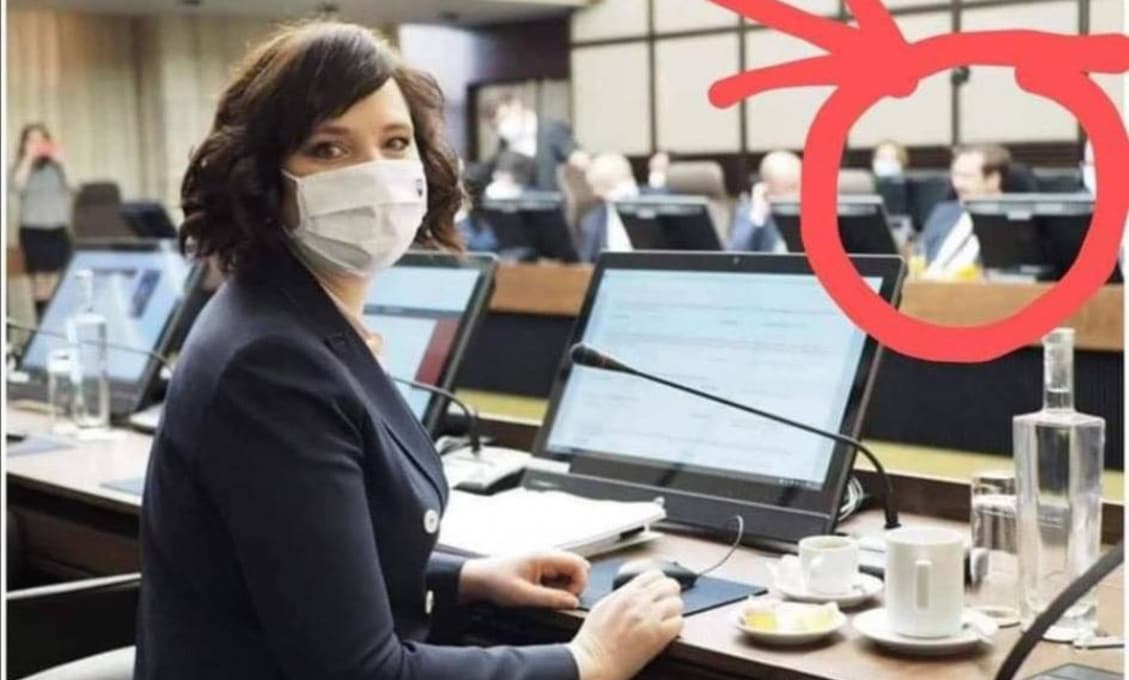 ŠKANDÁL: Krajčí prichytený pri porušovaní vlastných nariadení