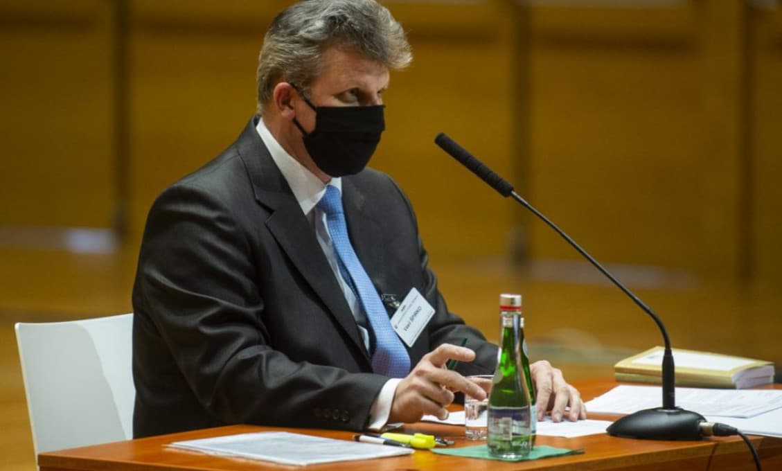 Začala bitka medzi prokurátorom a šéfom NAKA