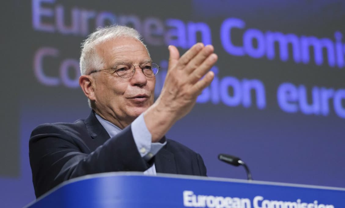 Šéf európskej diplomacie Borrell ocenil ruskú vakcínu a vyjadril nádej, že EÚ schváli jej použitie