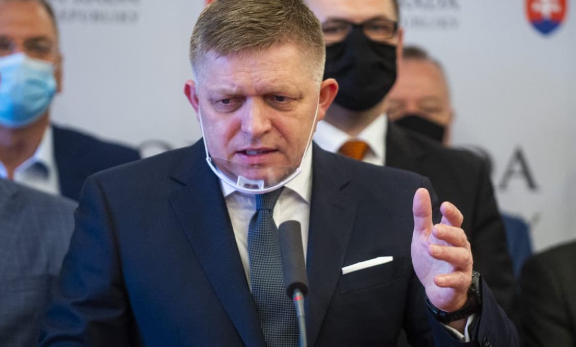 Fico: Smer podporuje referendum o predčasných voľbách. Ľudom uhradí náklady na zber podpisov