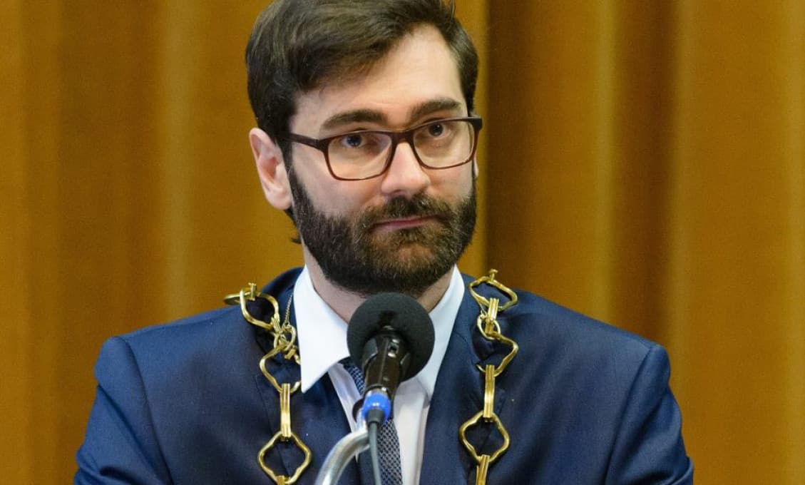 Aj Nitra sa vzoprela: Materské a základné školy zostanú na budúci týždeň zatvorené