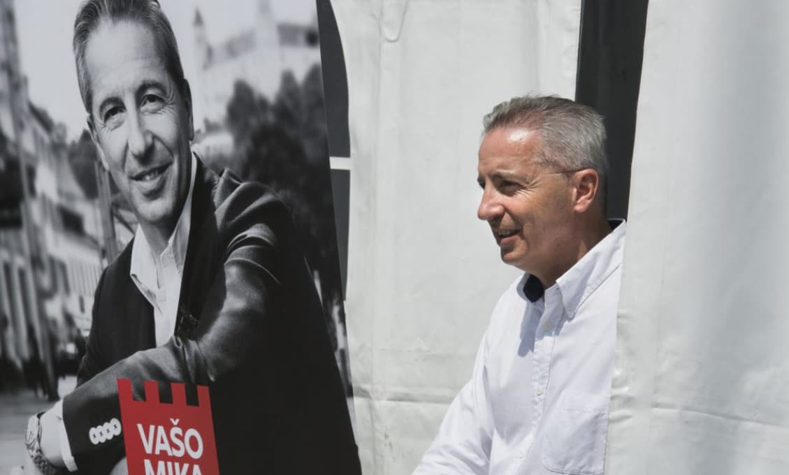 Ministrovi Doležalovi radí bývalý televízny šéf Mika, spájaný s bossom Takáčovcov