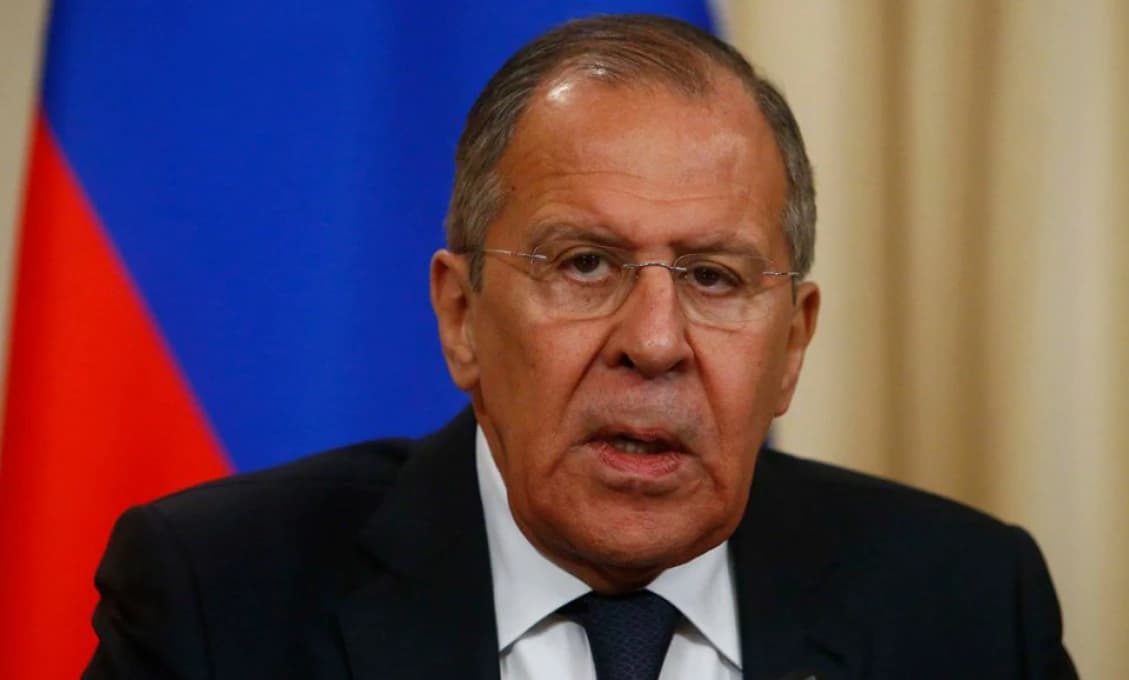 Lavrov tvrdí, že EÚ sa pristúpením východoeurópskych "nedospelých" krajín stala rusofóbnou