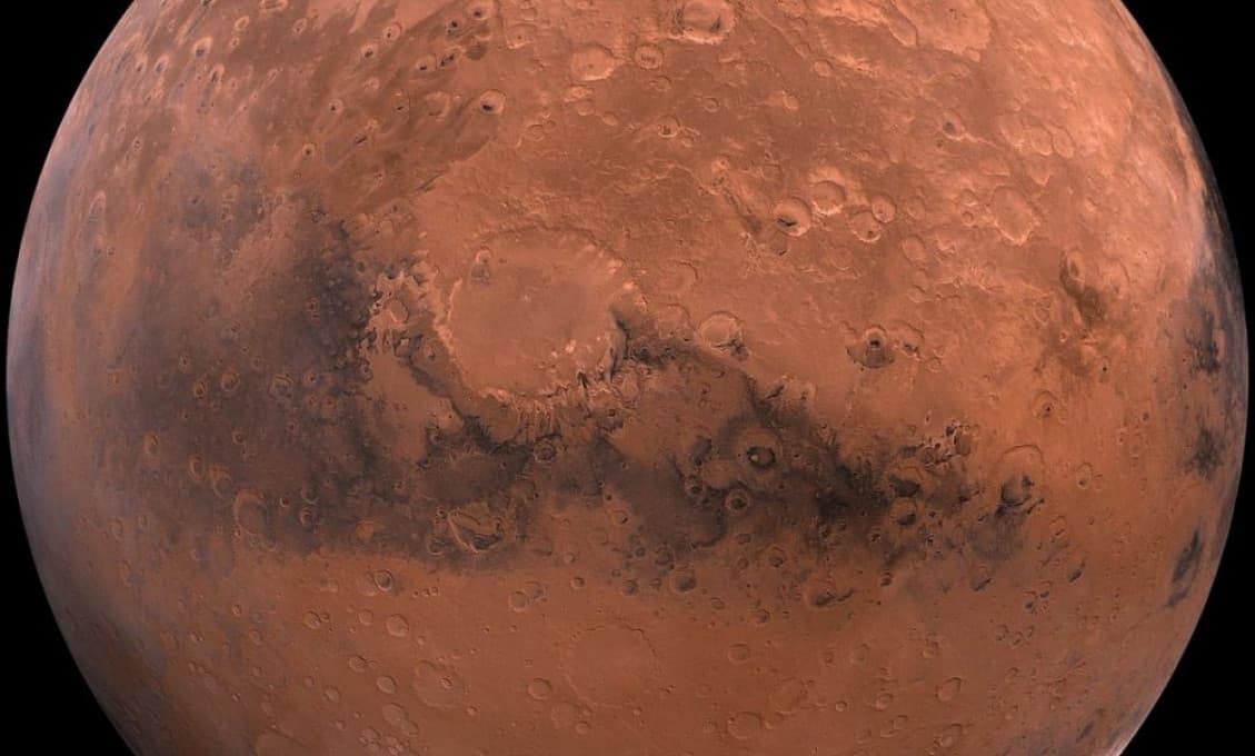 NASA zdieľa neuveriteľné zábery z povrchu Marsu (FOTO)