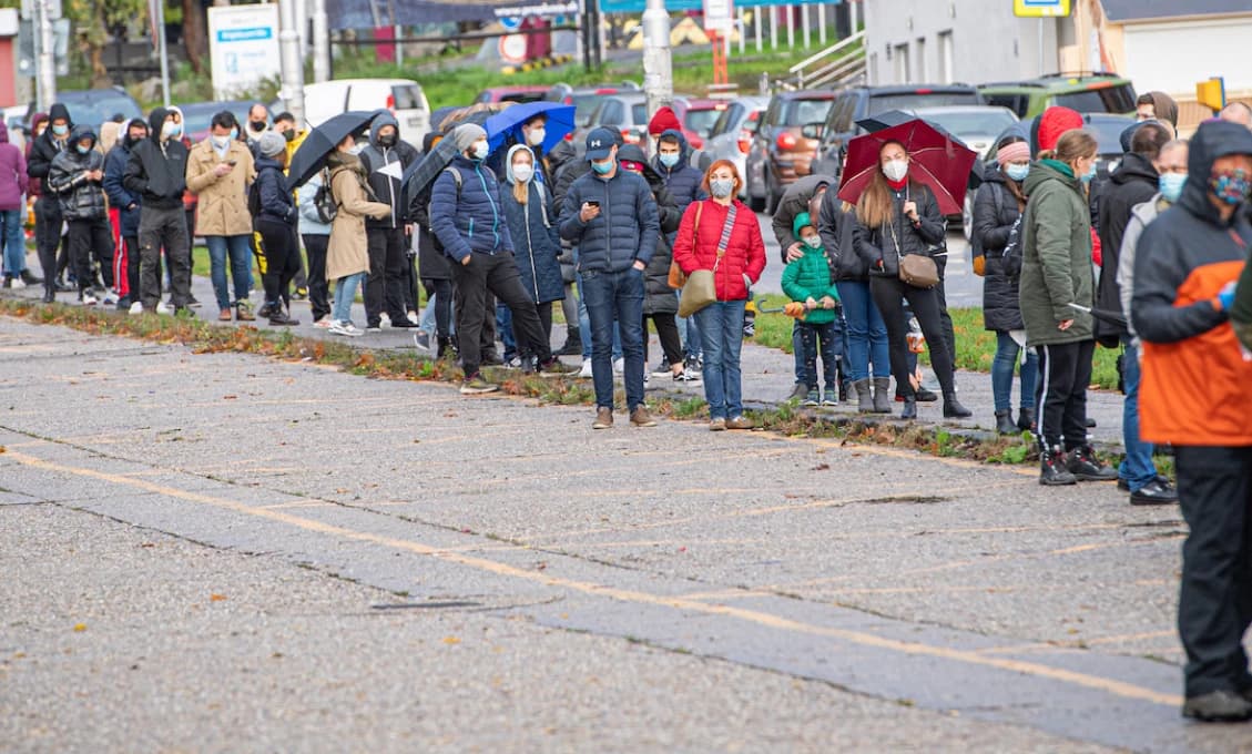 Vallo vo štvrtok predloží poslancom pozmenený návrh parkovacej politiky