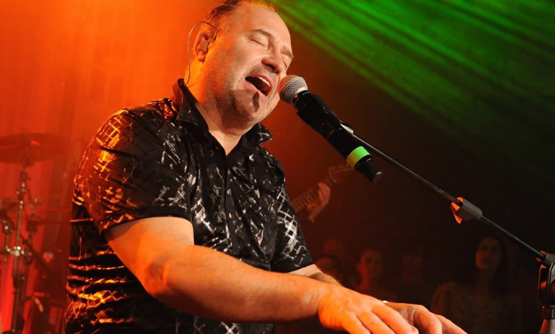 Ľudia sa búria, on ich za to pokarhal! Takúto sumu si pýta Michal David za online koncert?