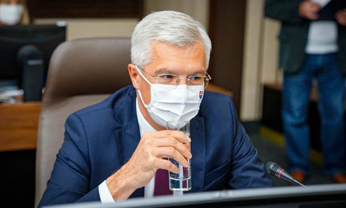 Korčok zúri: Maďari sa nám pletú do vnútorných záležitostí!